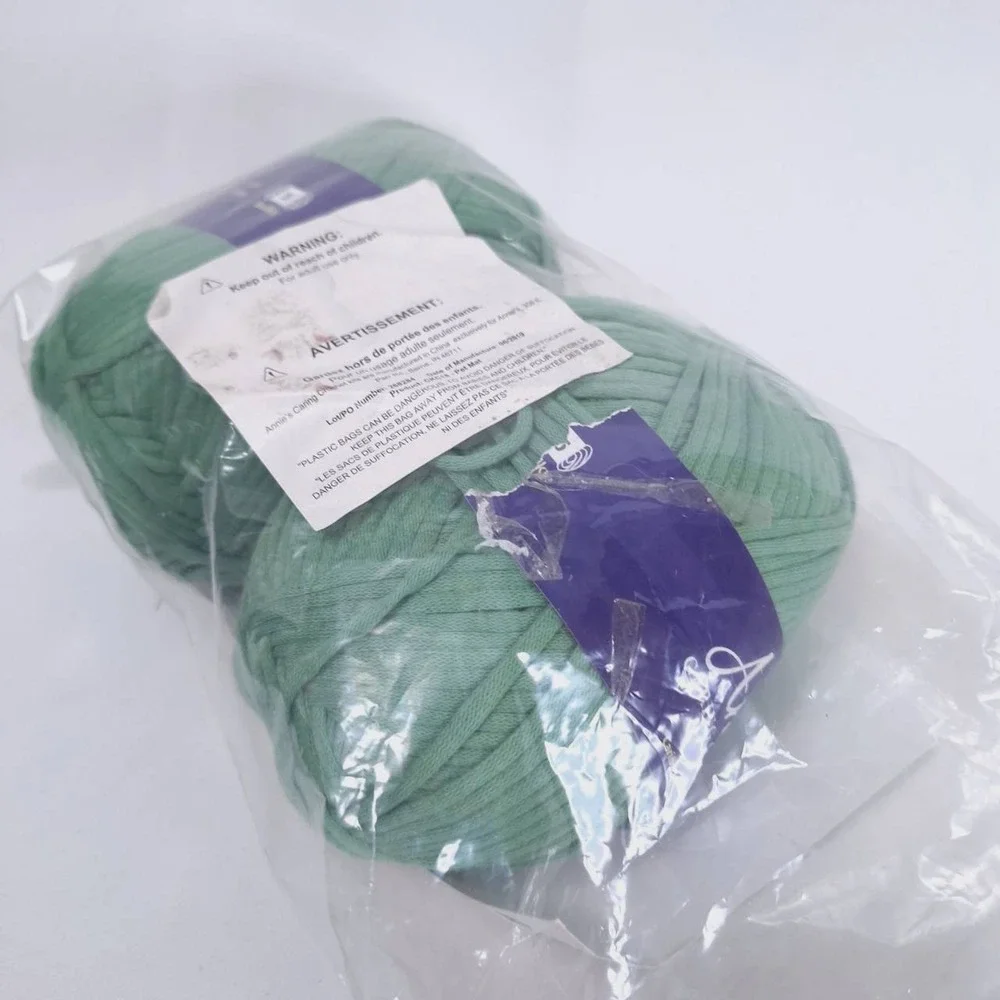 Annie's Crochet Pet Mat Kit‎ Caring Crochet Club Bulky Cotton Nylon Green 6oz